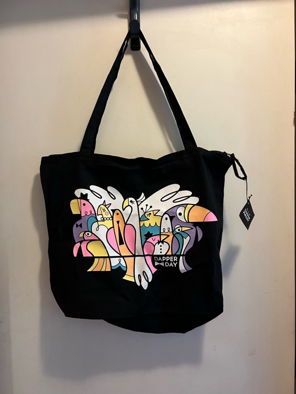 Dapper Day Birds of a Feather Zipper Tote (NWT)